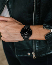 Load image into Gallery viewer, The Eros Mesh - Matte Black